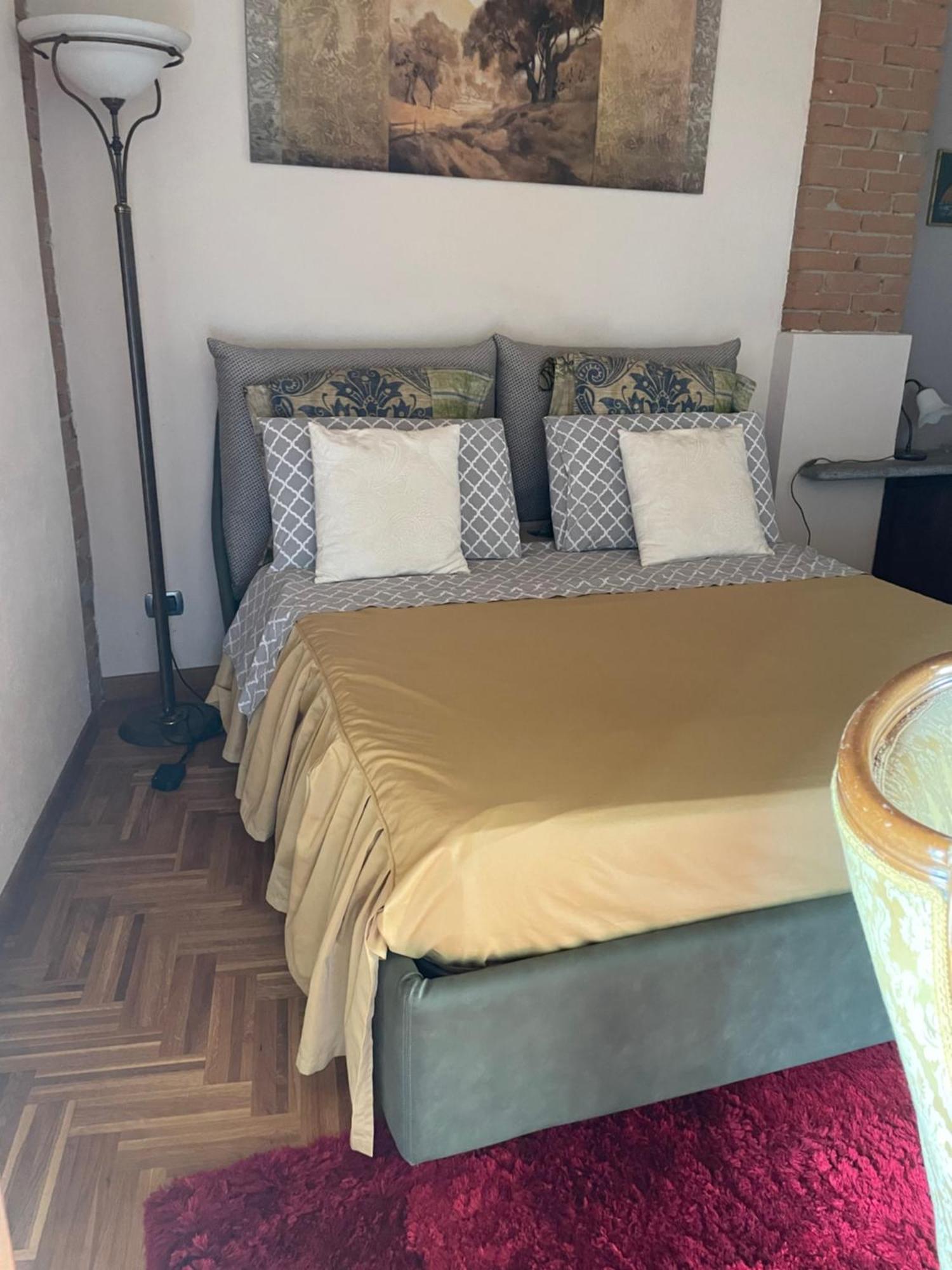 Bed and Breakfast Cascina Baresane Alba  Exterior foto