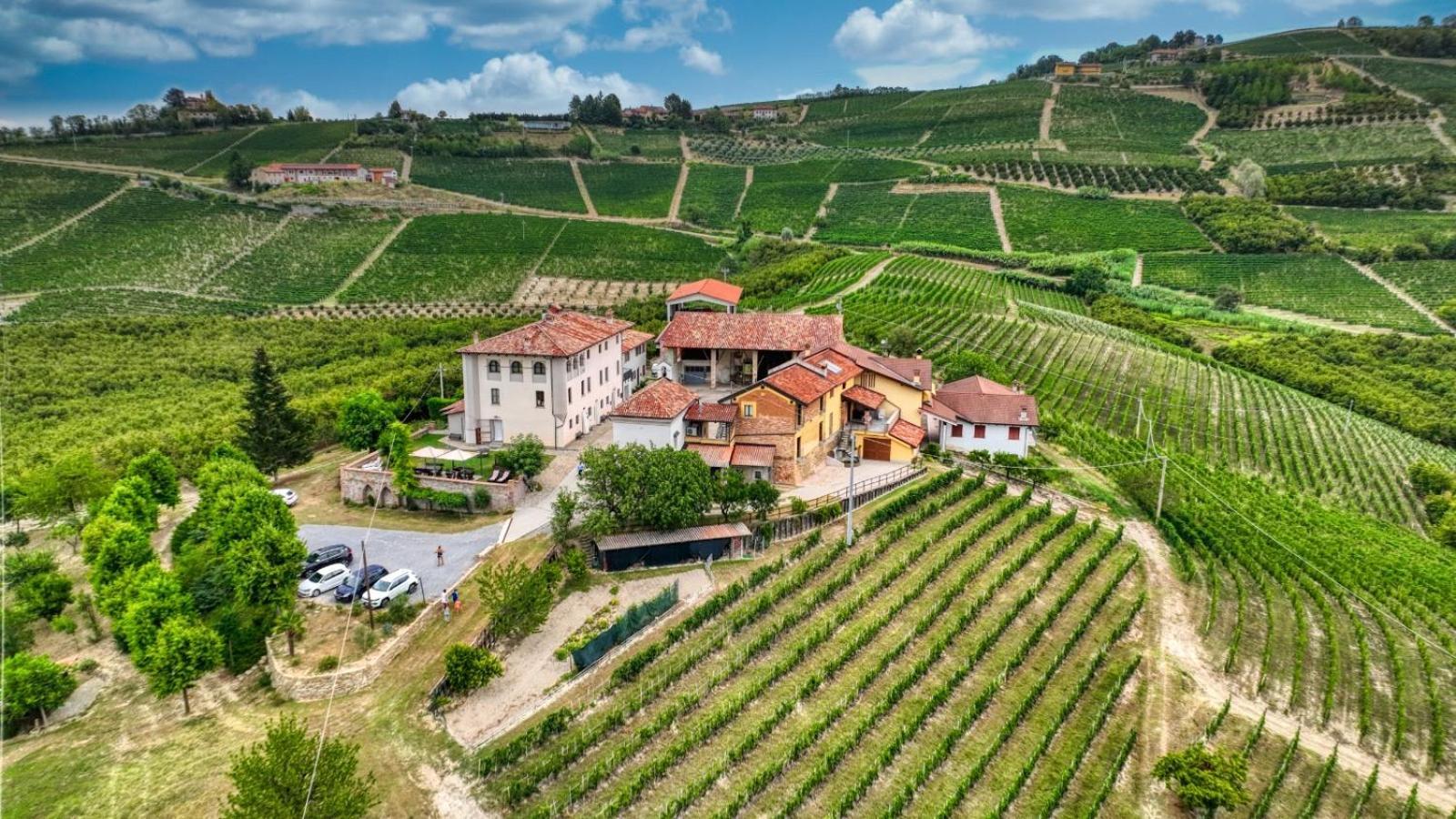 Bed and Breakfast Cascina Baresane Alba  Exterior foto