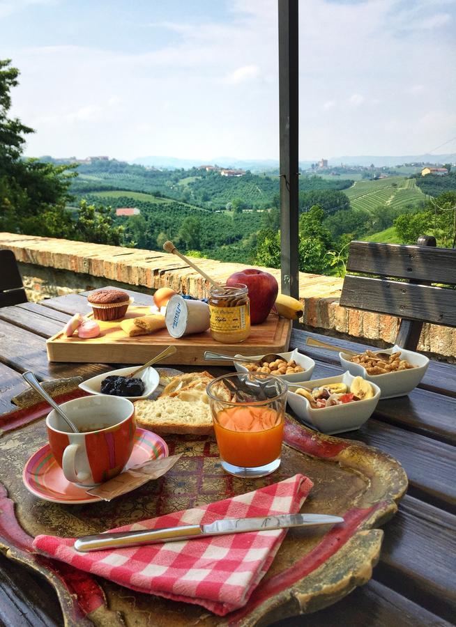 Bed and Breakfast Cascina Baresane Alba  Exterior foto