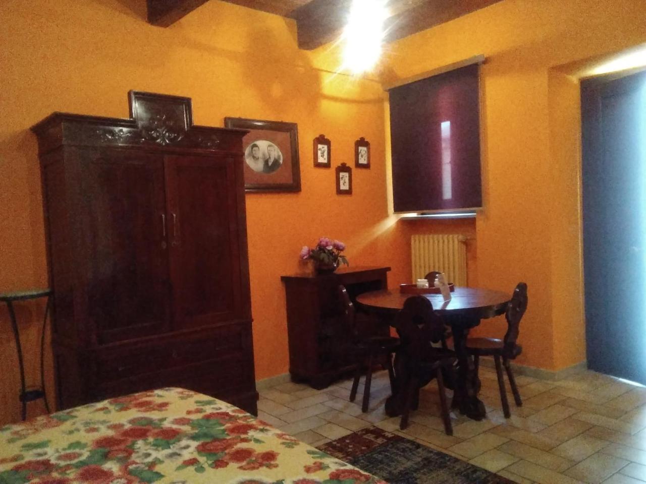 Bed and Breakfast Cascina Baresane Alba  Exterior foto